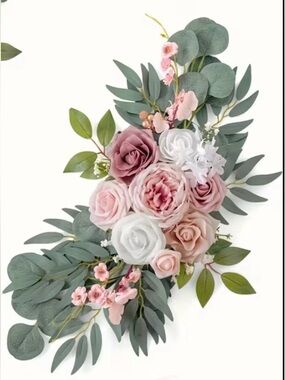 🌸🆕🌸Artificial Floral Wall Bouquet in Pink, White & Green  Home Accents (3 Total)